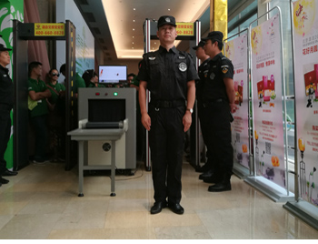 �������z�O��